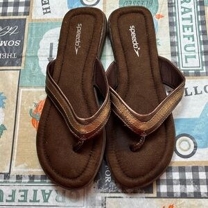 Speedo Brown Flip Flops Size 7